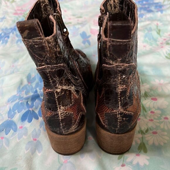 Sheridan Mia Ankle Booties Star Cutouts 36 - Picture 3 of 9